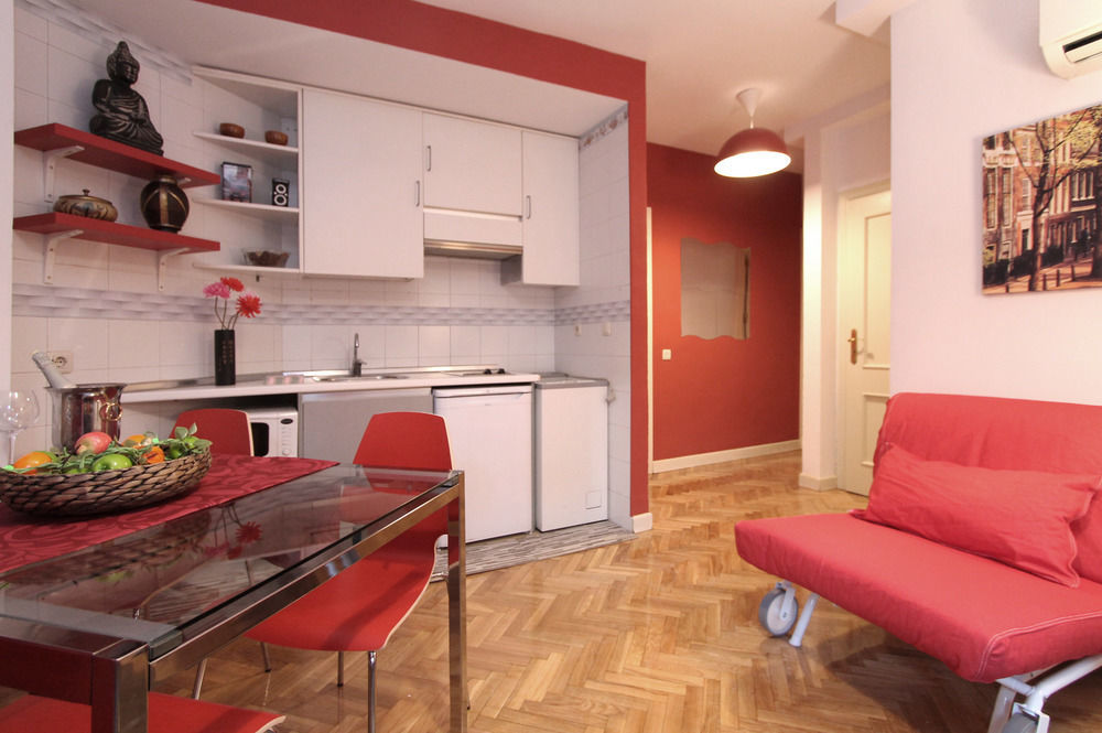Apartamentos Goyescas Deco 마드리드 외부 사진