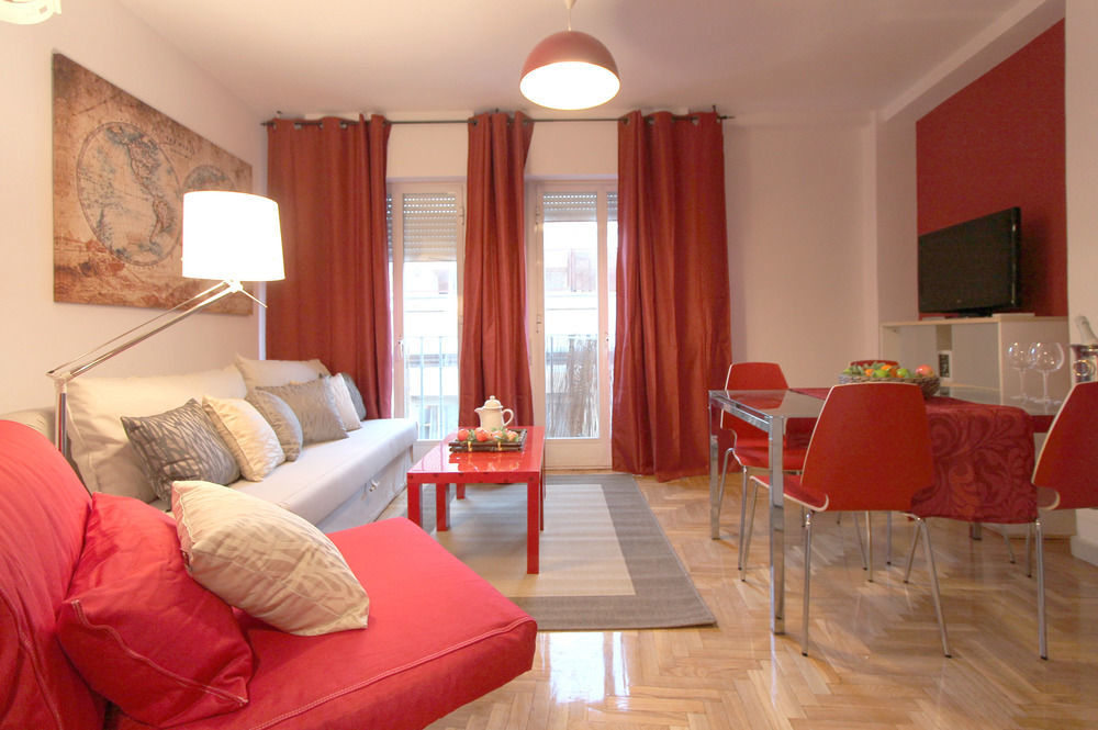 Apartamentos Goyescas Deco 마드리드 외부 사진